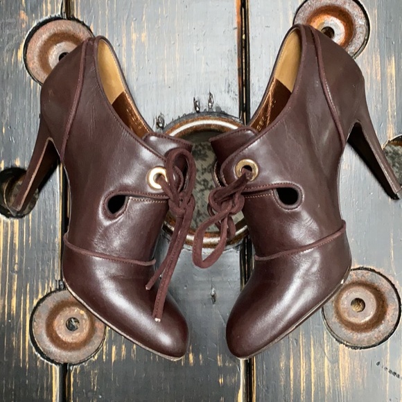 Sergio Rossi Lace Front Heeled Ankle Boots - Picture 5 of 12